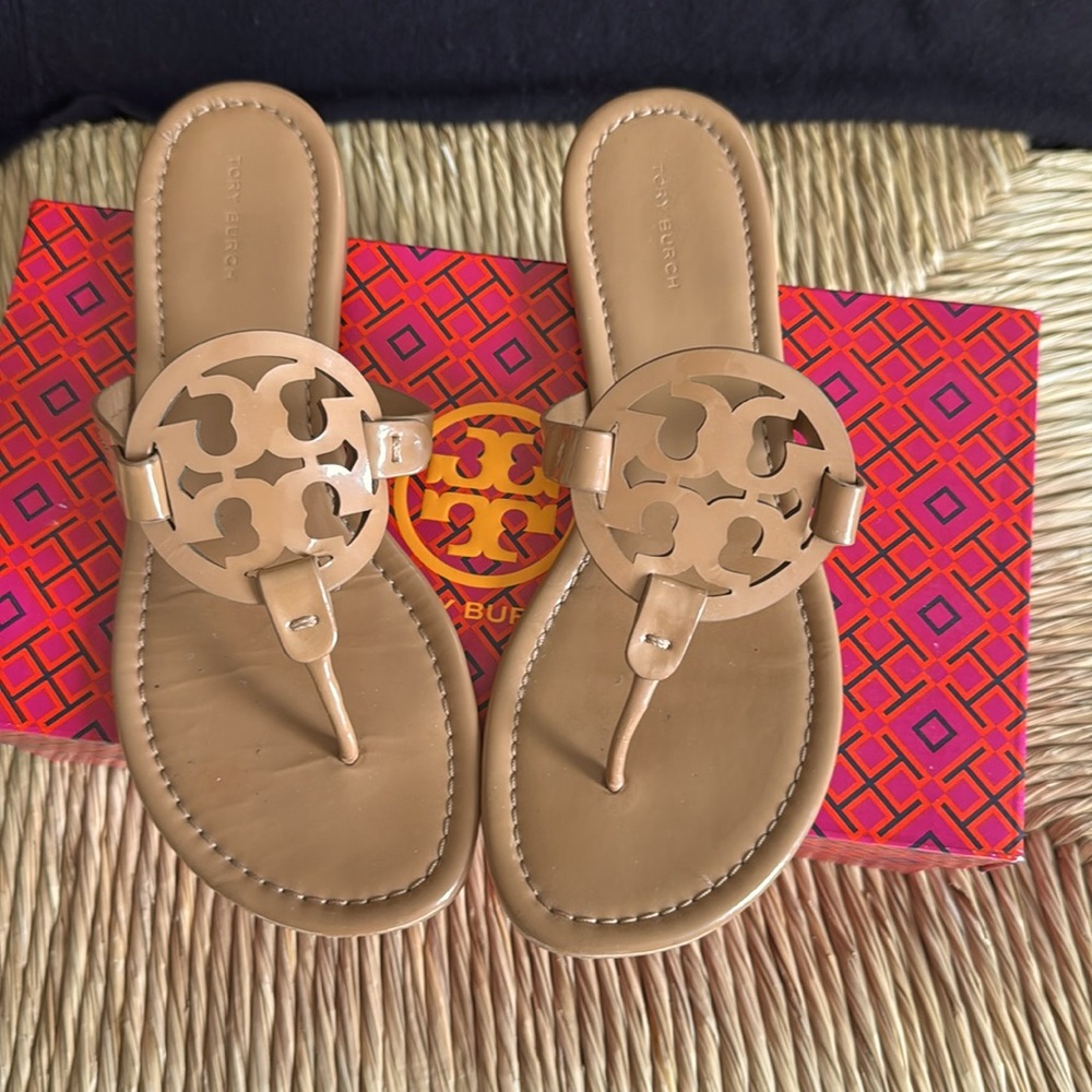 Tory Burch Miller, Tan Patent Leather size 9
